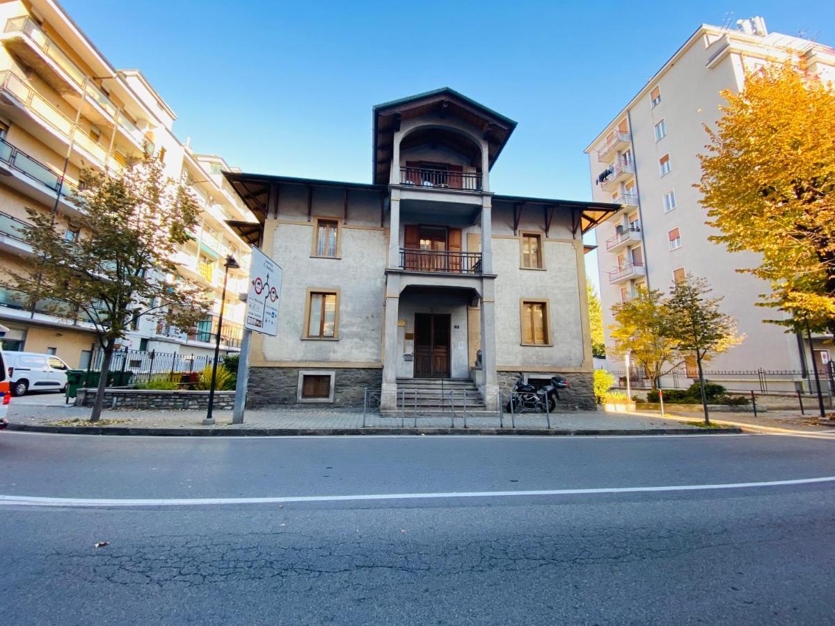 アオスタCasa Dei Leoniアパートメント エクステリア 写真
