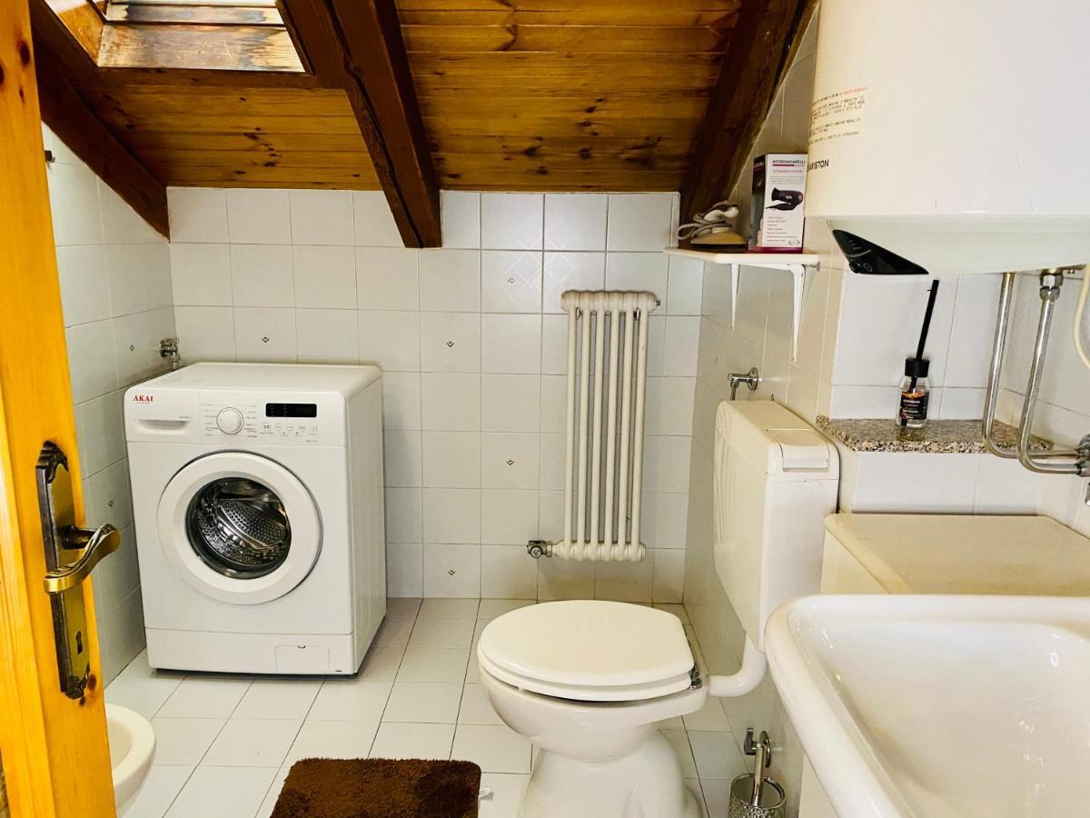 アオスタCasa Dei Leoniアパートメント エクステリア 写真